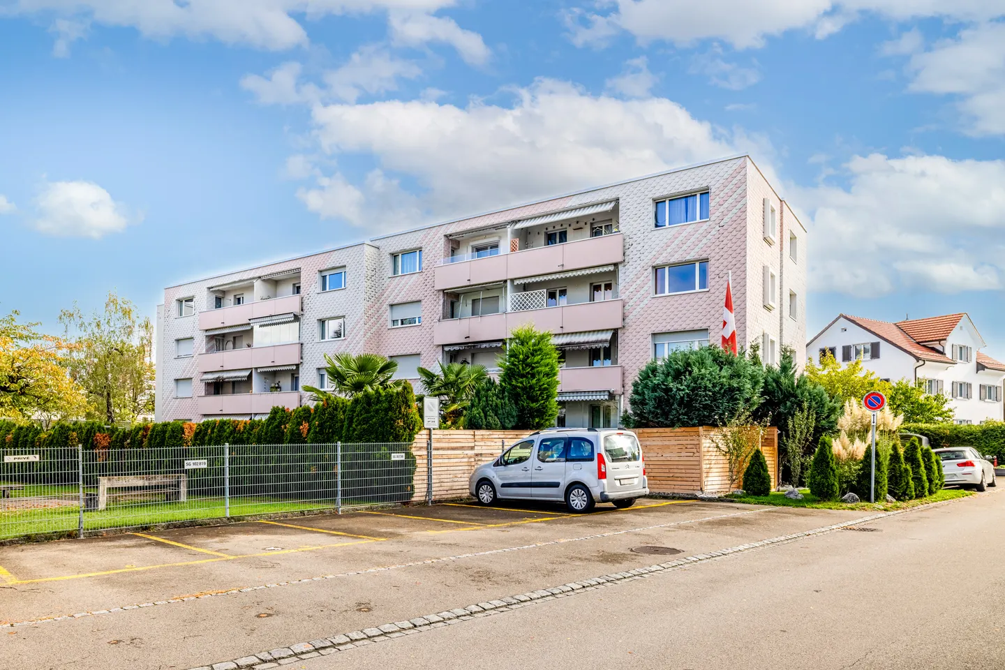 Helles Familienapartment in ruhiger Lage - Foto 2 von 7