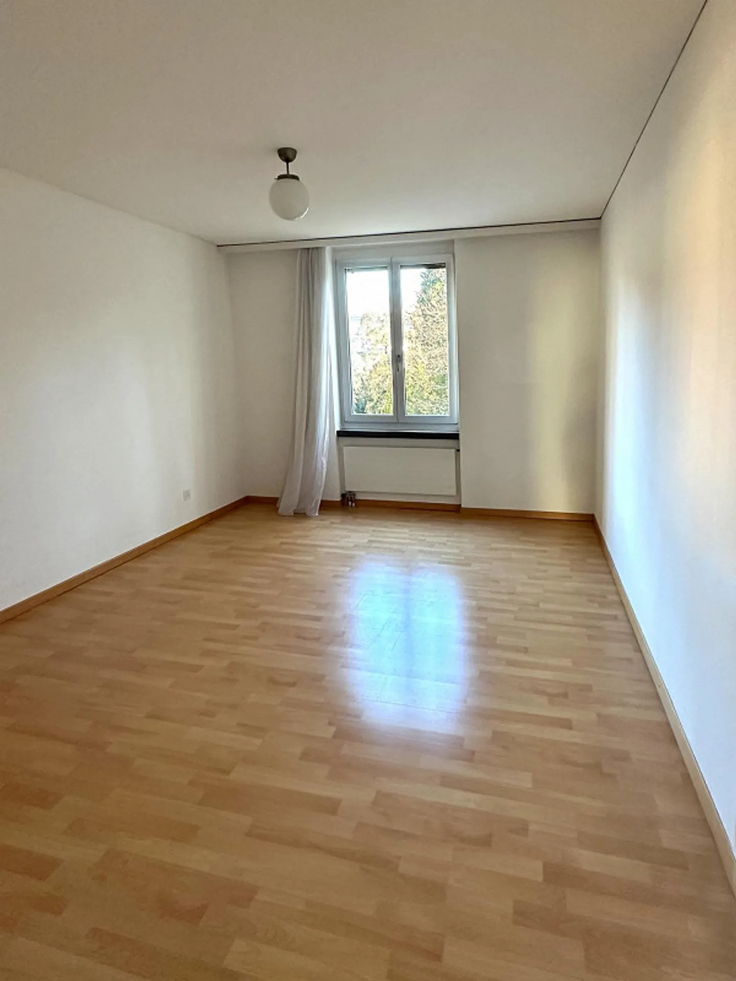 Appartement de 4,5 pièces dans un environnement calme - Photo 9 sur 27