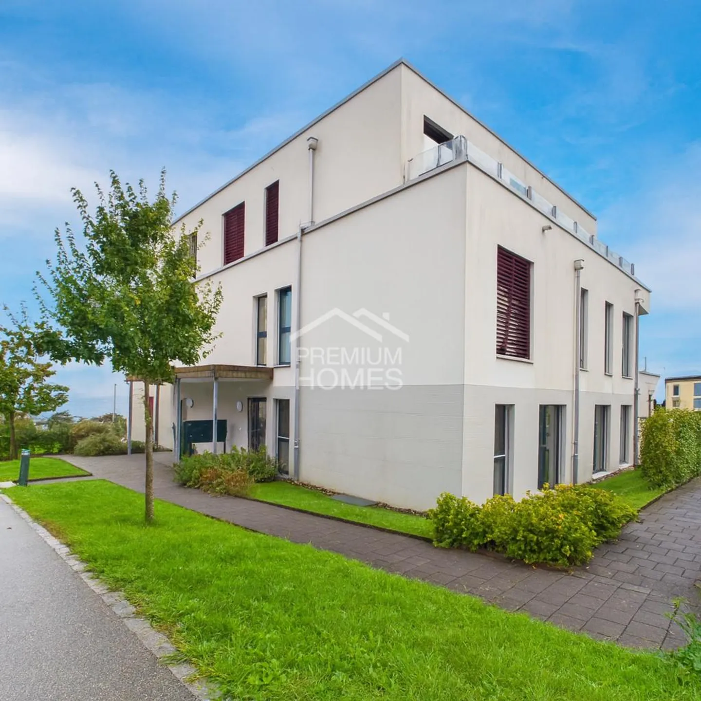 Newly built property with high-quality expansion - Photo 2 of 10