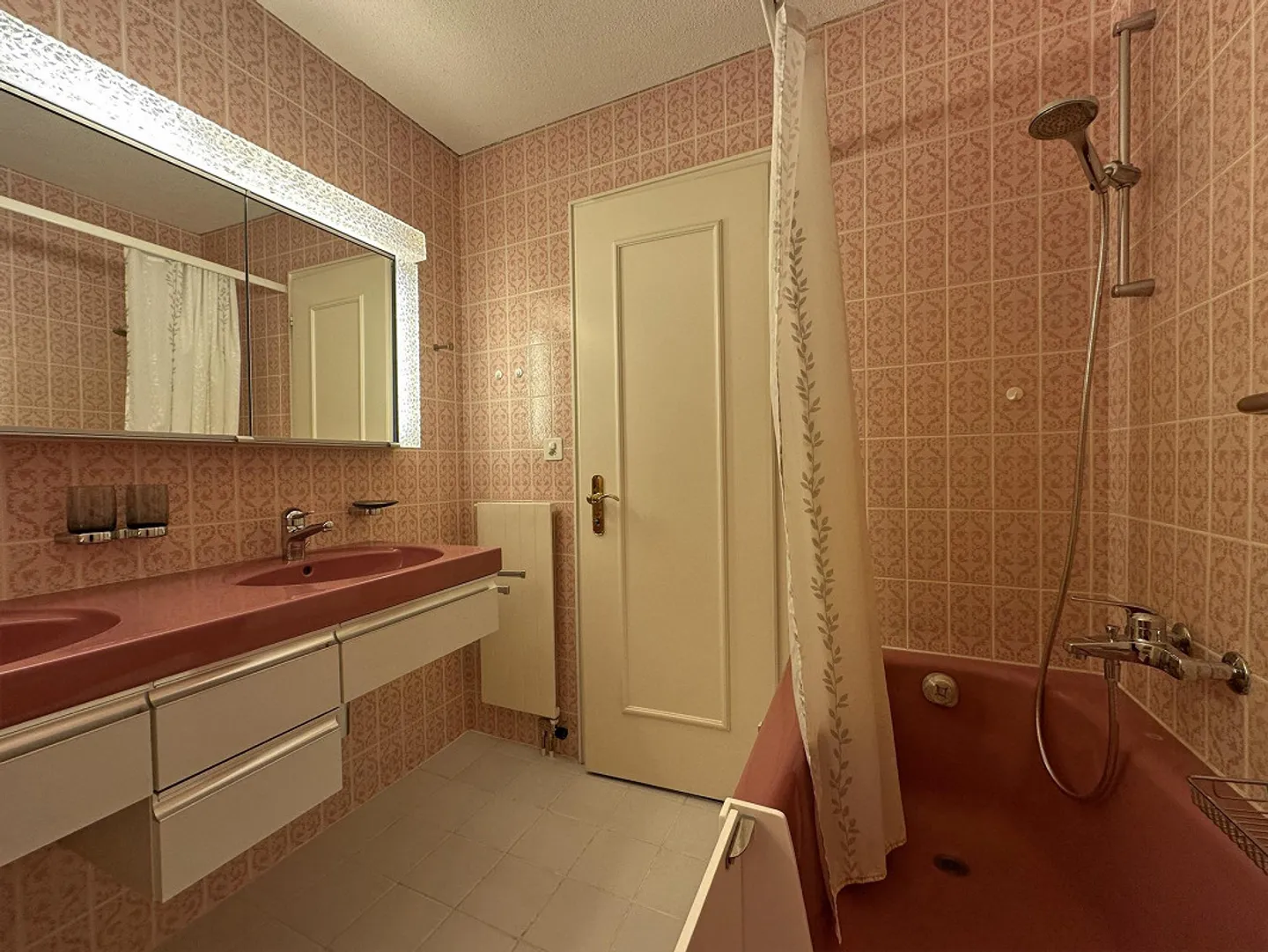 Appartement de 4,5 pièces dans un environnement calme - Photo 19 sur 27