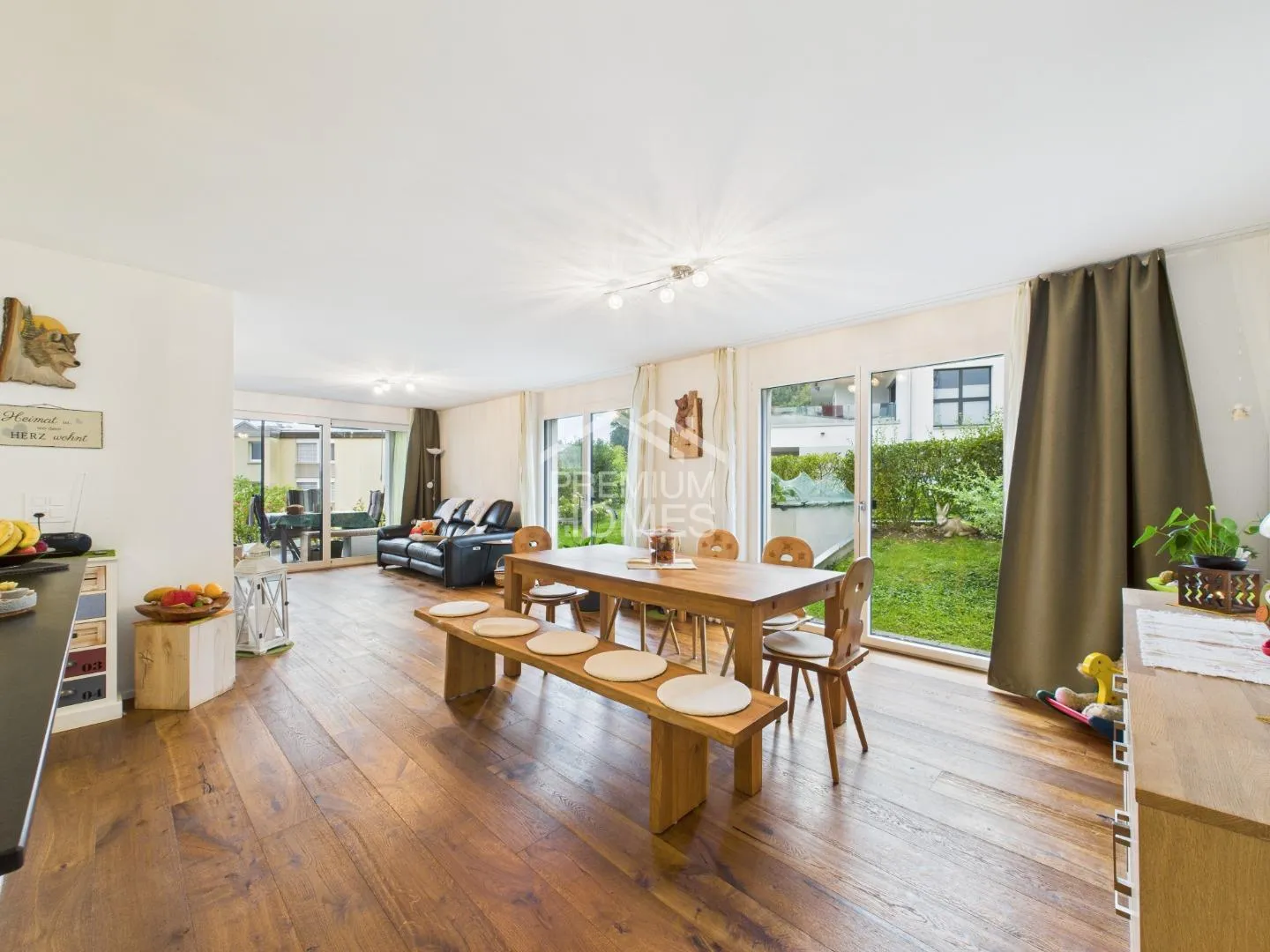 Newly built property with high-quality expansion - Photo 5 of 10