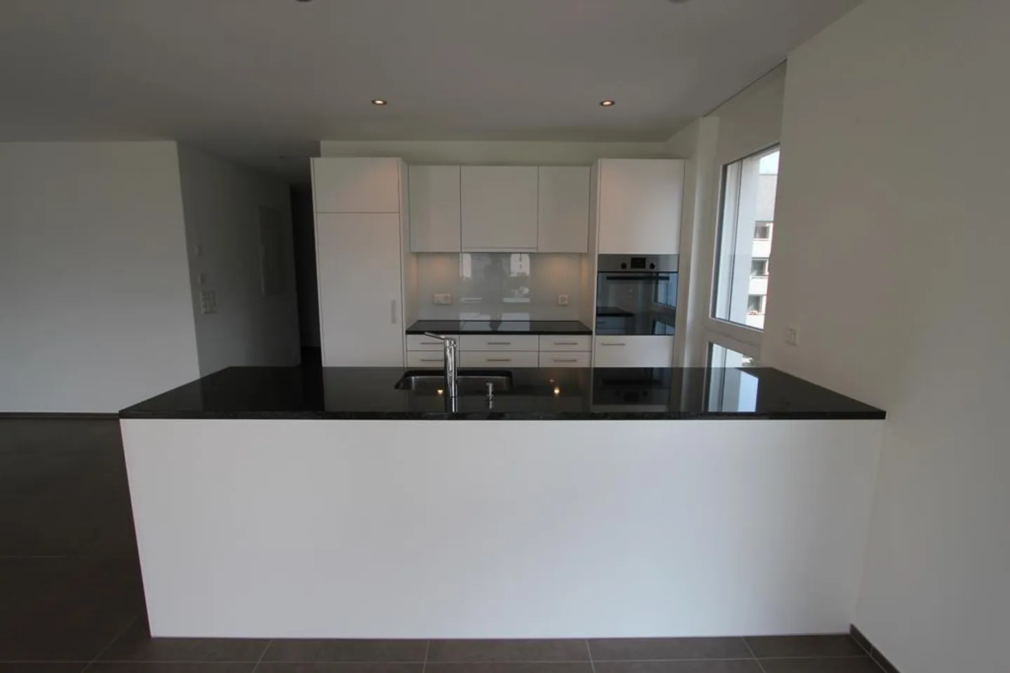 Modern 3.5-room apartment on the 2nd floor in Trübbach - Photo 2 of 10