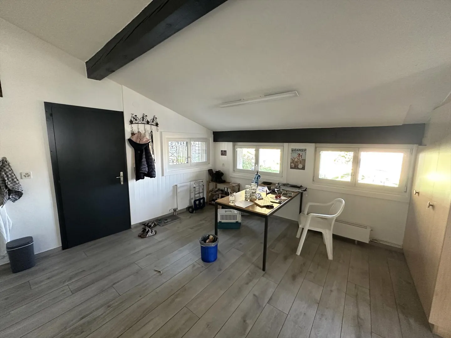 Flanthey – Charmantes Villa mit 3.5 Zimmern, Terrasse, Rasen und Doppelgarage - Foto 3 von 42