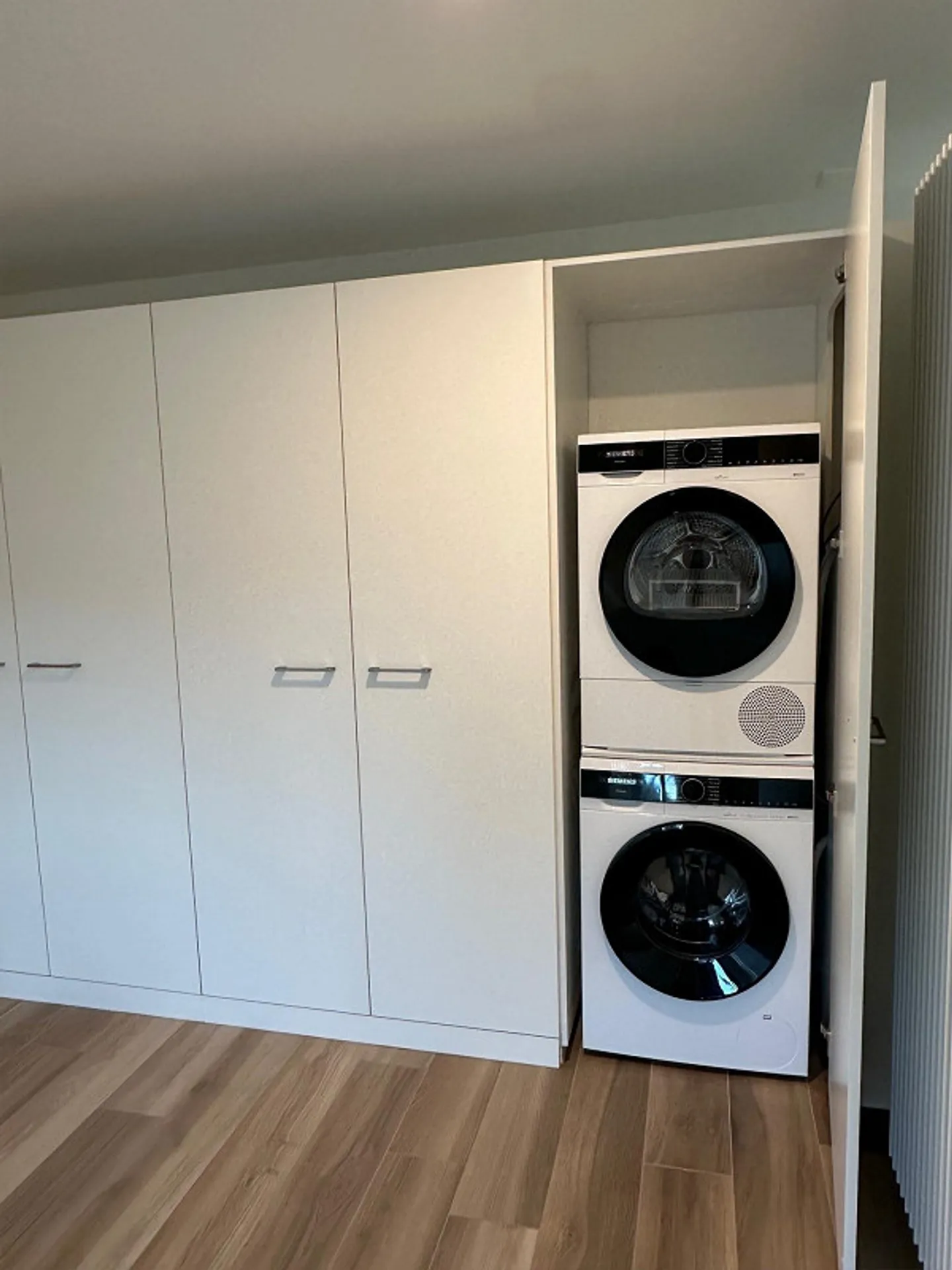 New, idyllic 5.5 room apartment with garden seating area - Photo 11 of 13