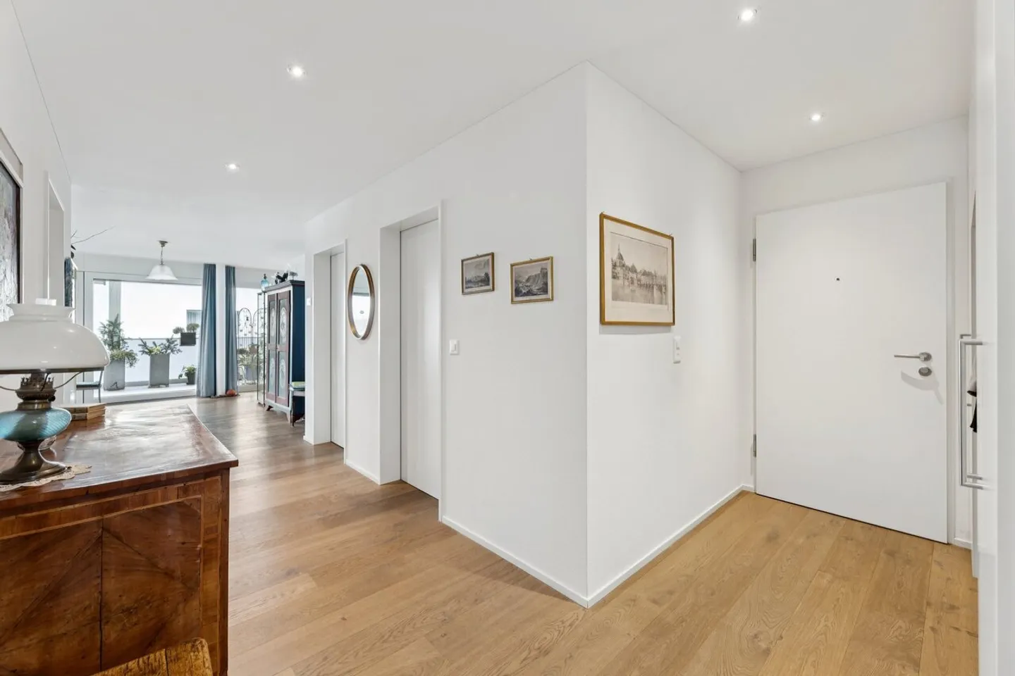 Modernes 4.5 Zimmer Apartment - Foto 6 von 10