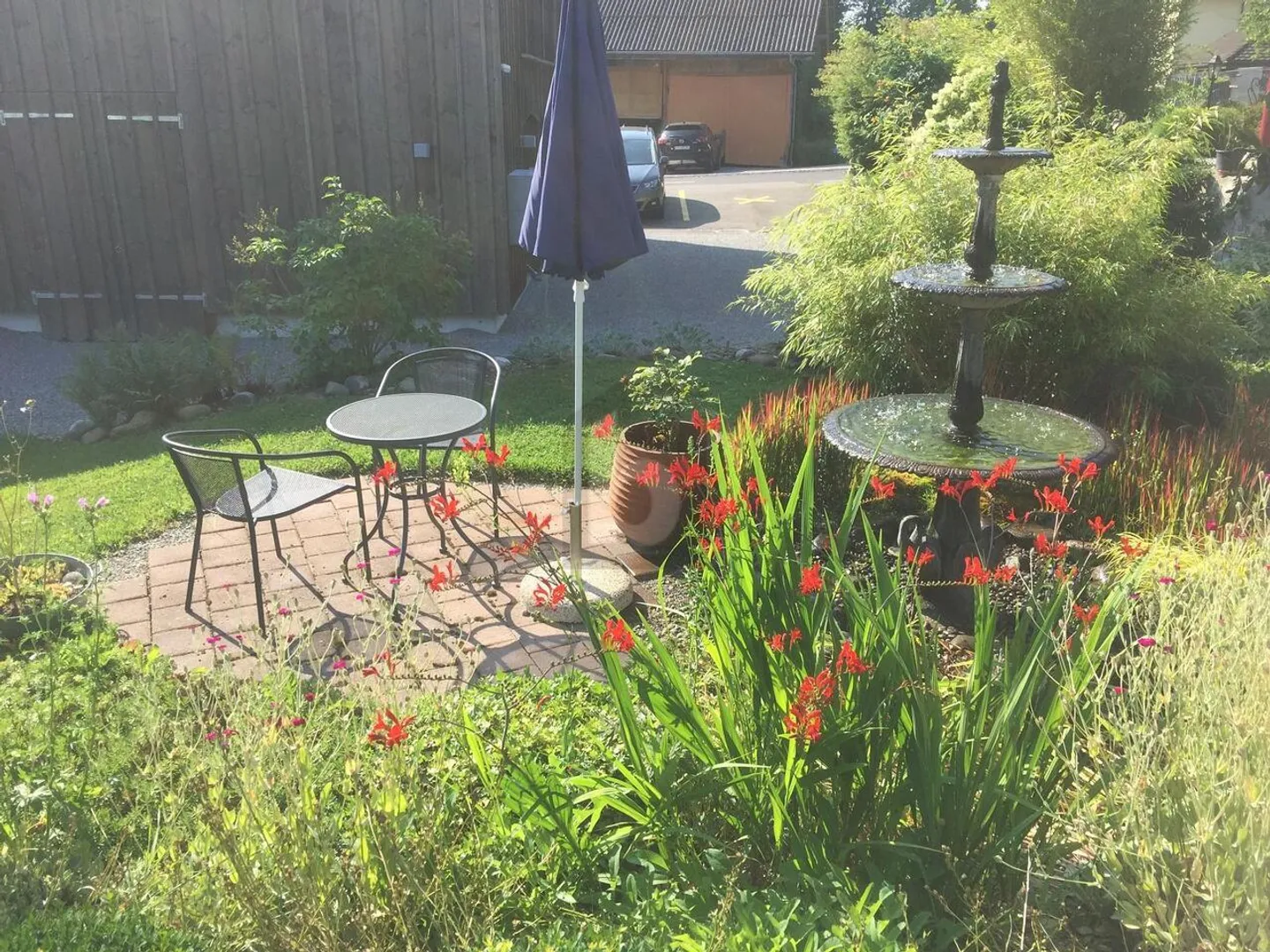 BAIGNÉ DE LUMIÈRE DANS UN ENDROIT CALME - Photo 5 sur 6