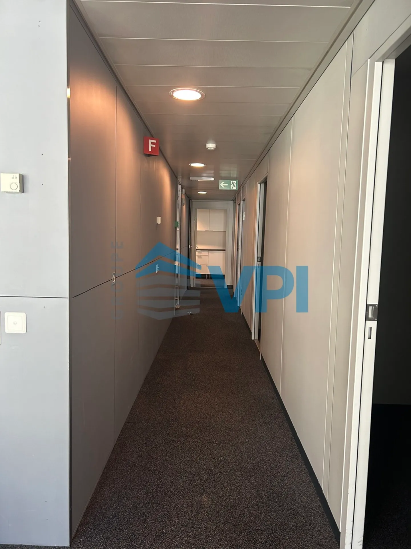 Bureaux modernes d'une surface de 245m2             Durée fixe - Photo 8 sur 8