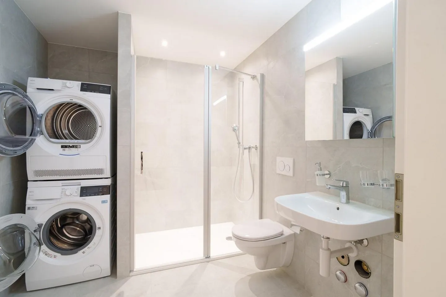 Appartement moderne et lumineux à louer, partiellement rénové ! - Photo 7 sur 12