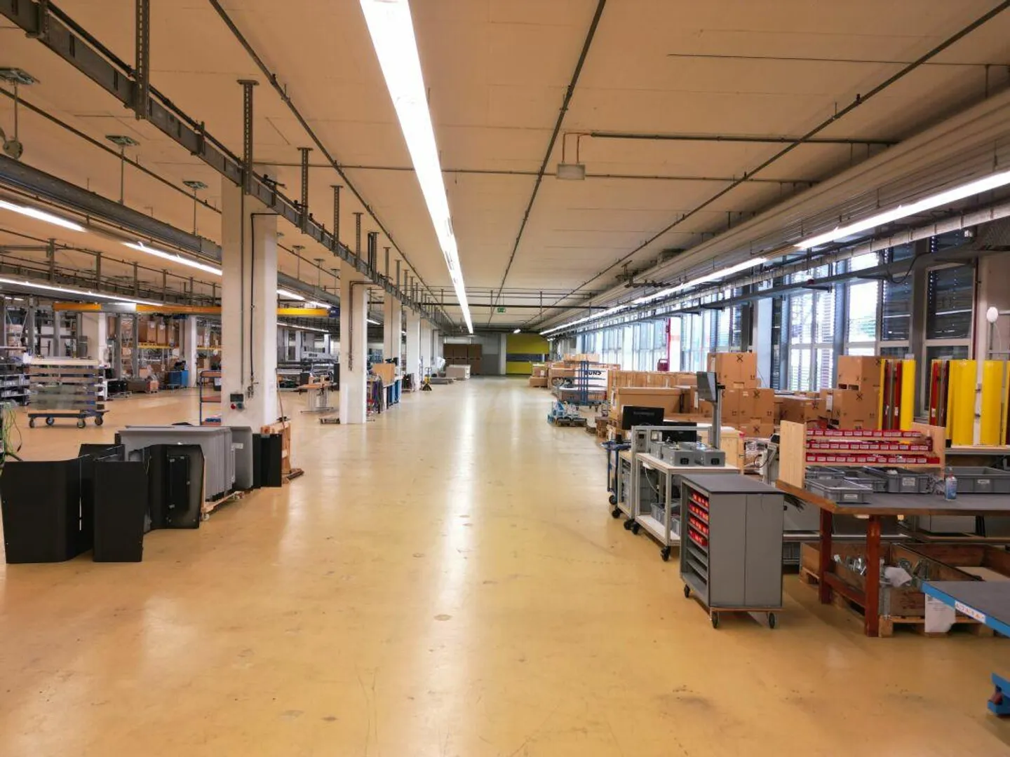 3'763m2 - Spazi di stoccaggio, logistica o produzione di prima classe - Foto 7 di 12