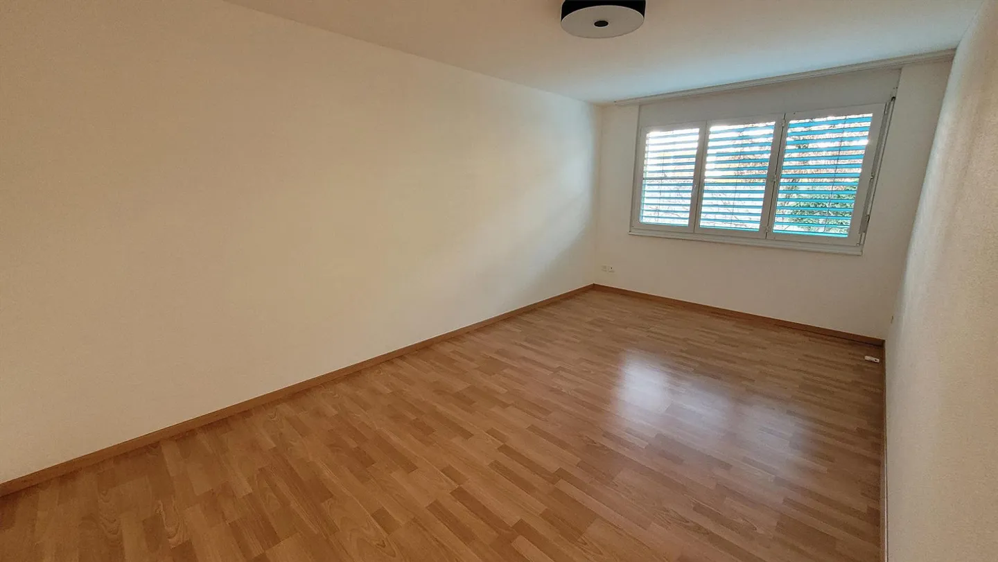 Appartement lumineux et attrayant de 3,5 pièces de 86 m2 - Photo 7 sur 9