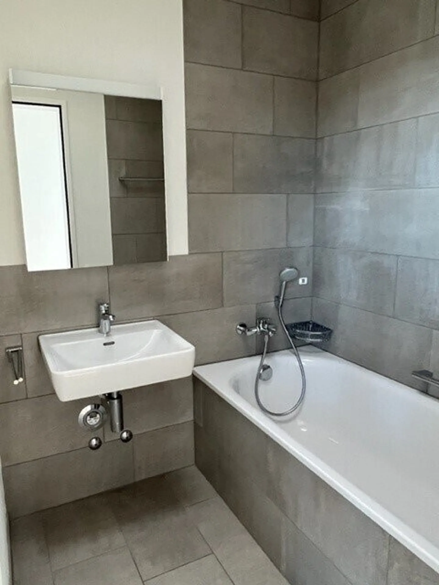 Here ends your apartment search - Photo 5 of 7