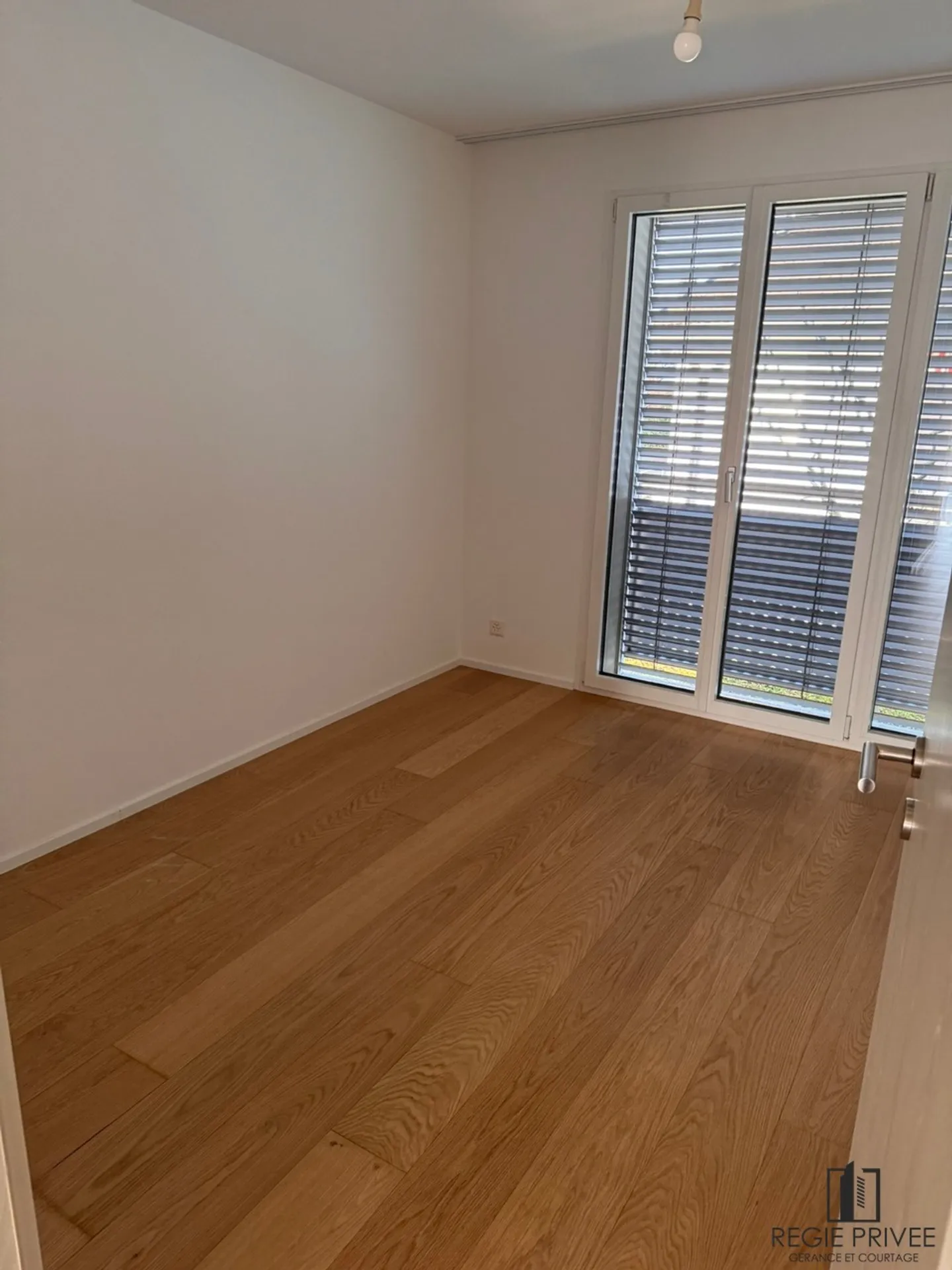 Spacious 4.5-room apartment with balcony - Photo 7 of 12