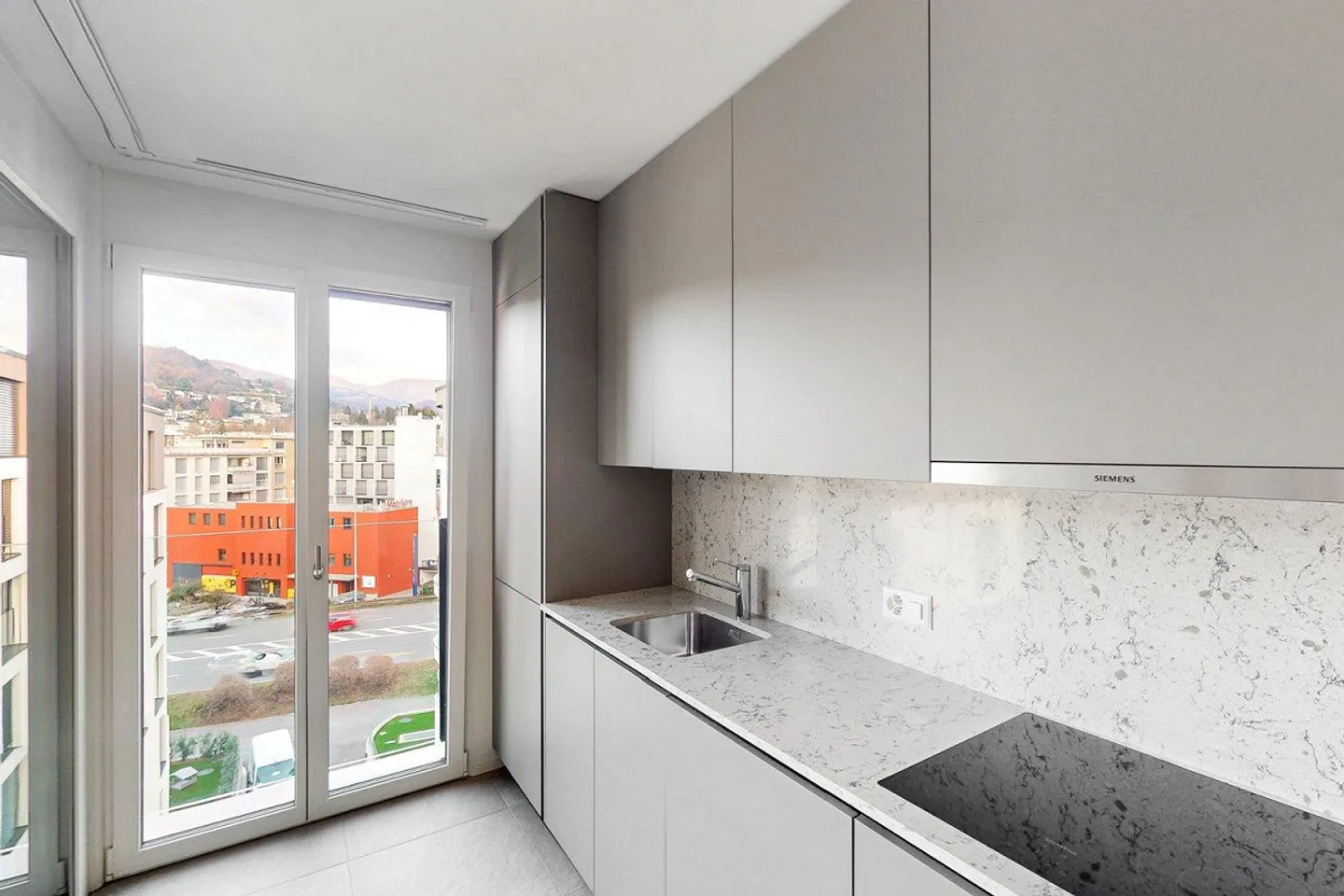 Morella Massagno - 2.5 pièces dans une zone stratégique - Photo 8 sur 12