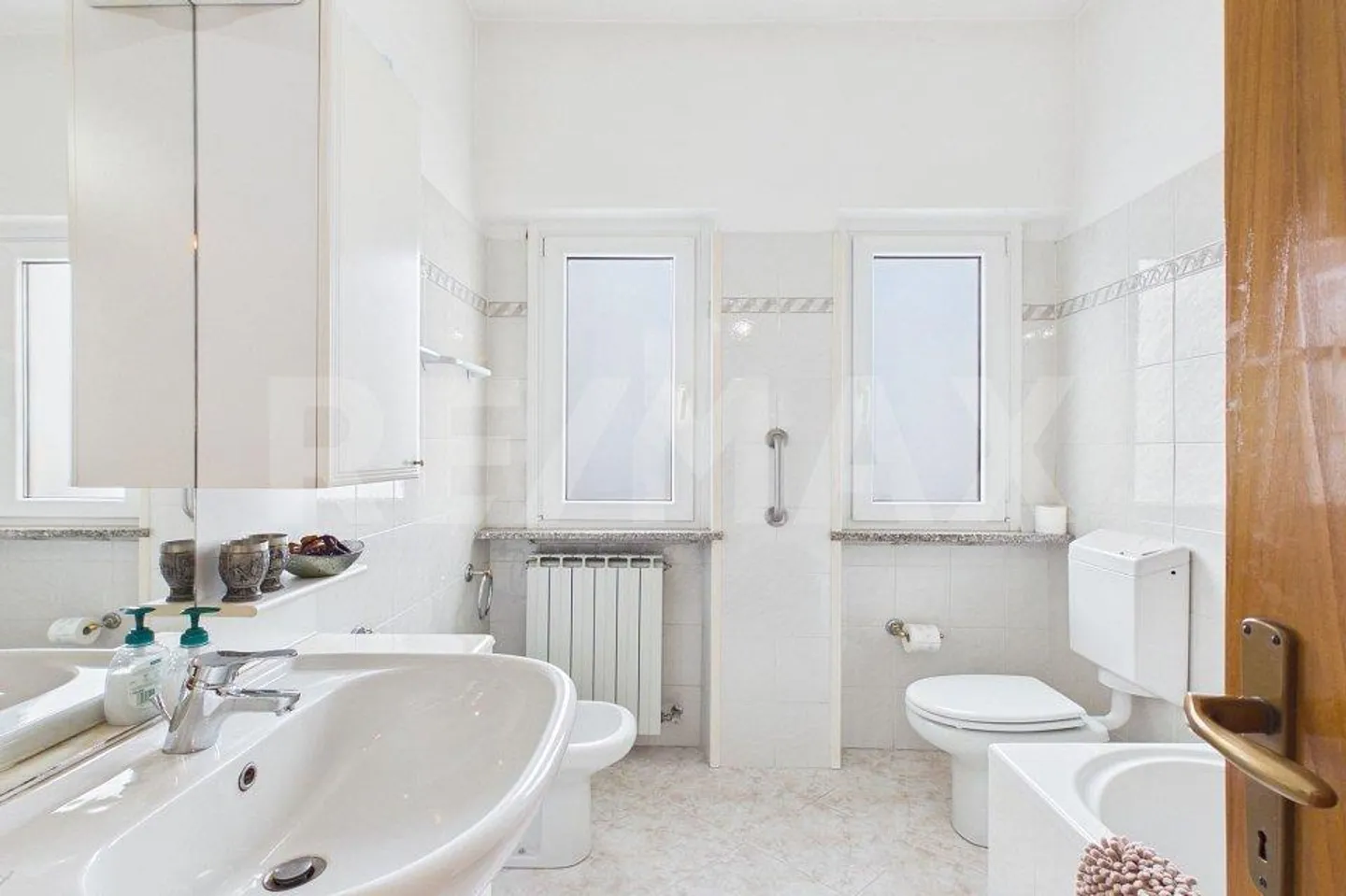 Affascinante Casa Indipendente con Vista - Foto 9 di 13