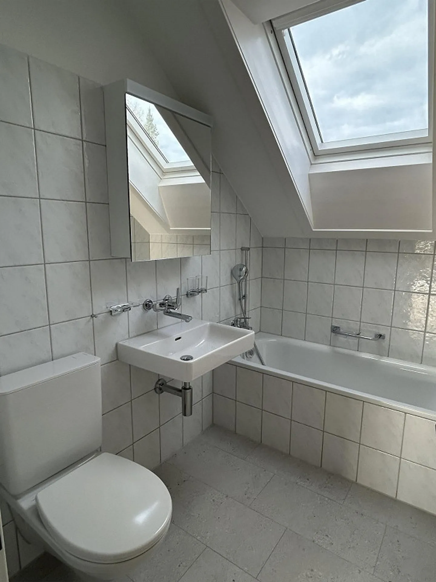 Appartamento cooperativo in maisonette ristrutturato cerca una nuova famiglia! - Foto 5 di 10