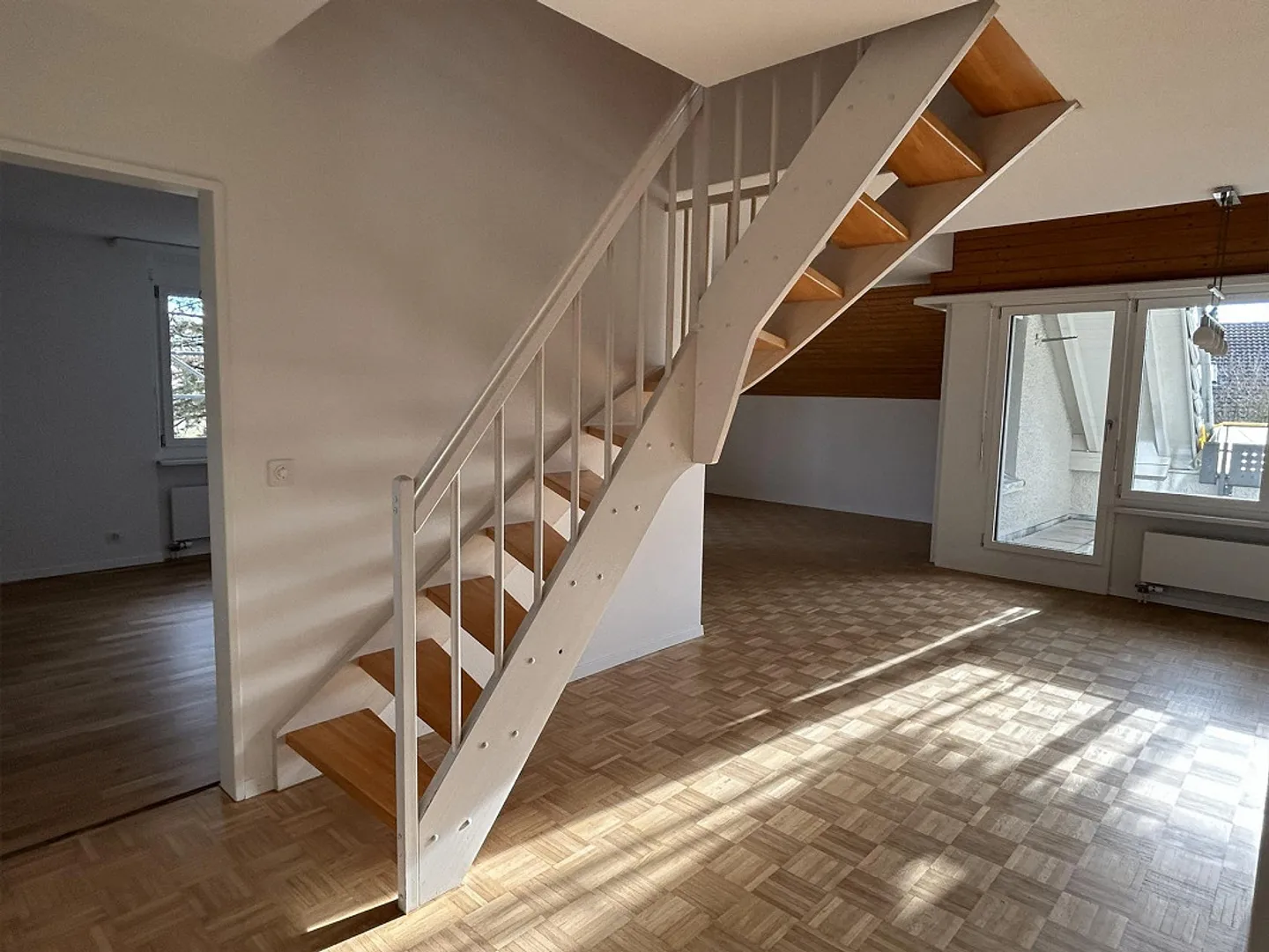 Appartamento cooperativo in maisonette ristrutturato cerca una nuova famiglia! - Foto 6 di 10