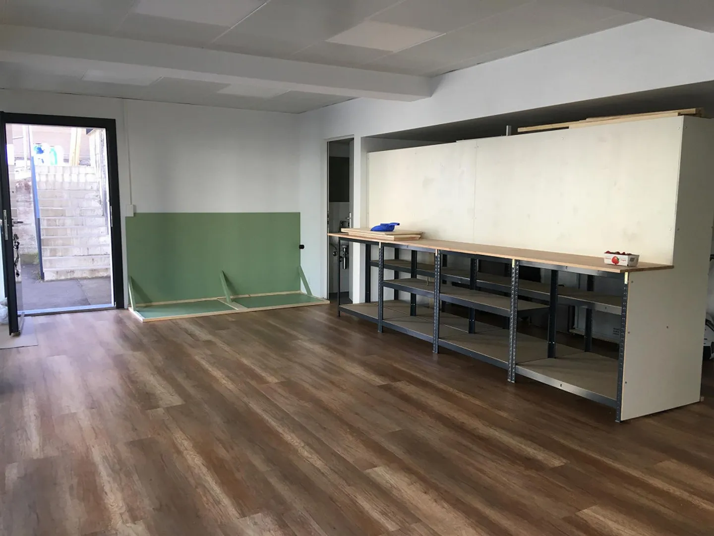 Espace commercial / Atelier / Bureau à louer, 48.5m² avec parking - Photo 2 sur 6