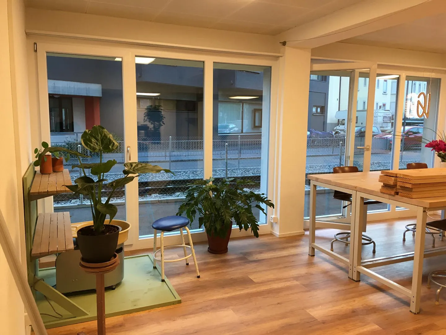 Espace commercial / Atelier / Bureau à louer, 48.5m² avec parking - Photo 5 sur 6