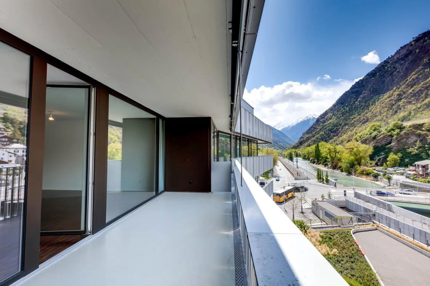 Vivere comodamente in uno sviluppo moderno - Foto 8 di 9