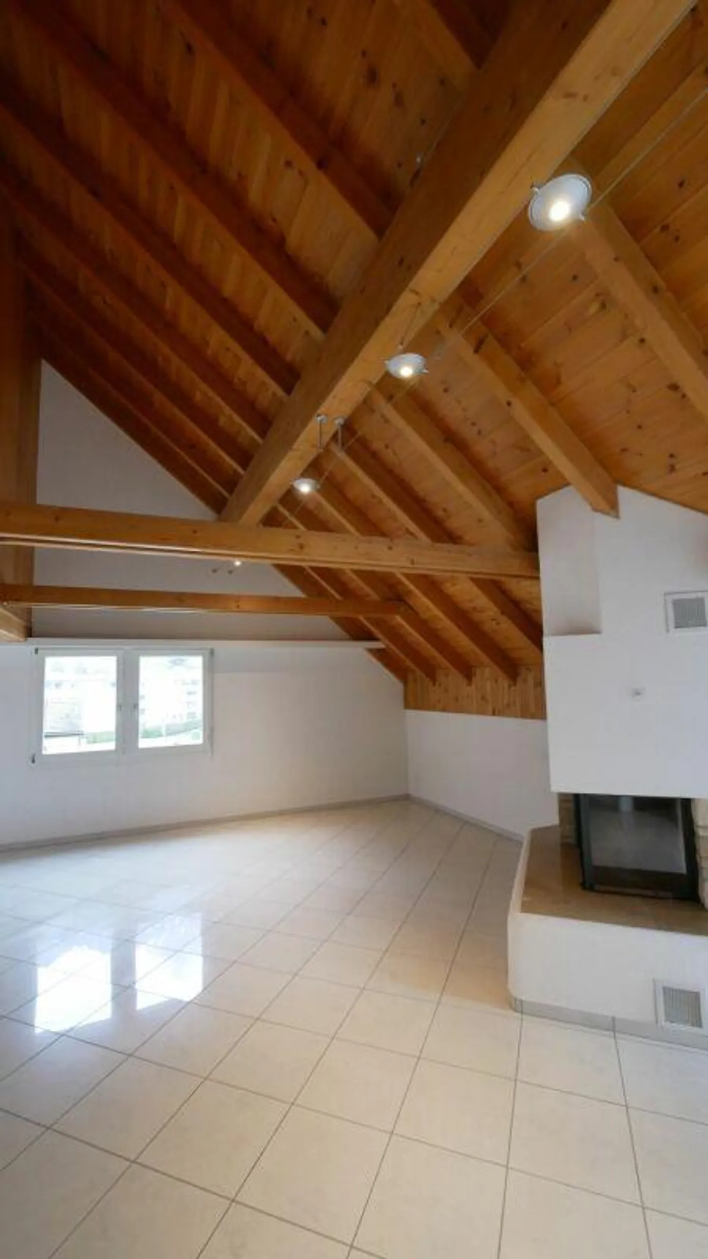 5.5 - Chambres - Appartement sous les combles (Maisonette) - Photo 7 sur 17