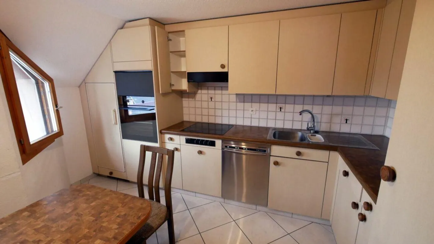 5.5 - Chambres - Appartement sous les combles (Maisonette) - Photo 8 sur 17