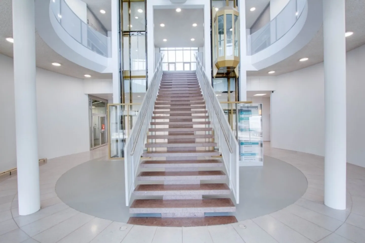 Attractive office and commercial space in shell construction - Photo 2 of 7