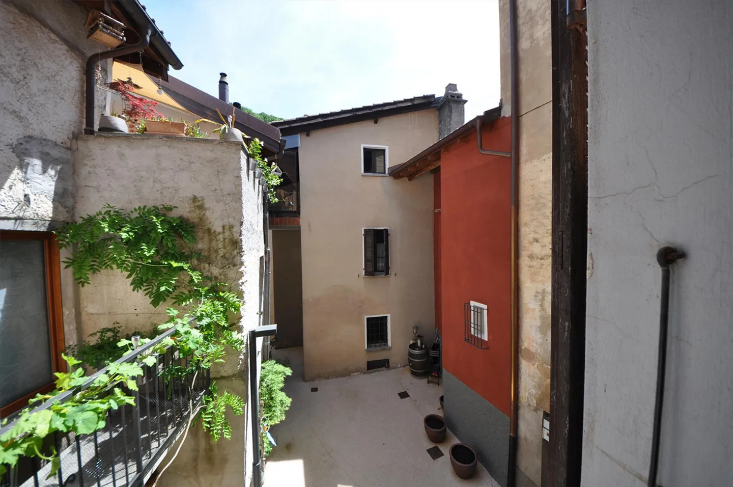Casa di nucleo a Carabbia - Foto 3 von 14