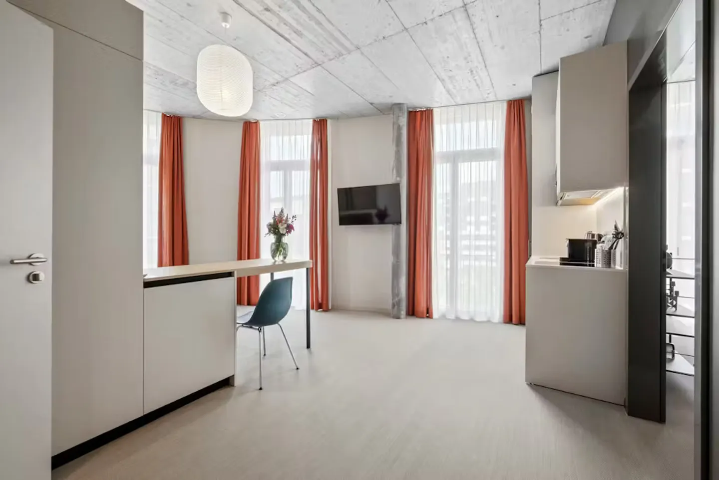 Apartment for rent - Photo 4 of 10