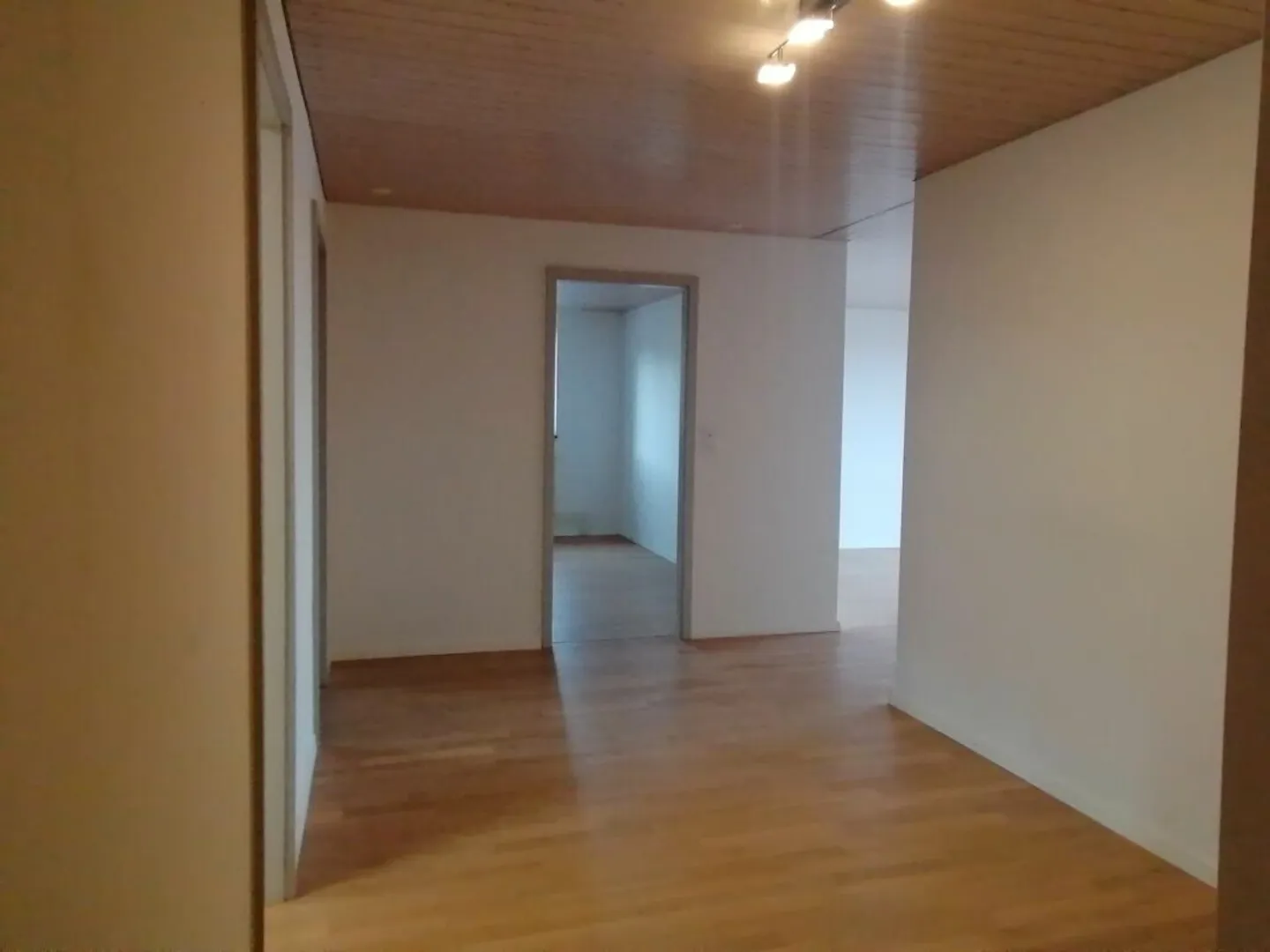 Wohnung mieten - Foto 6 von 12