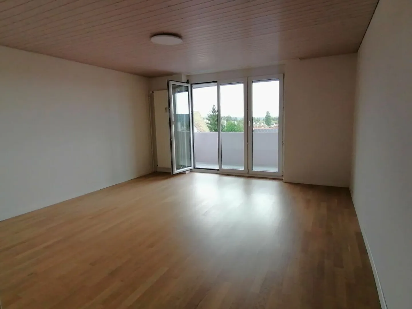 Wohnung mieten - Foto 3 von 12