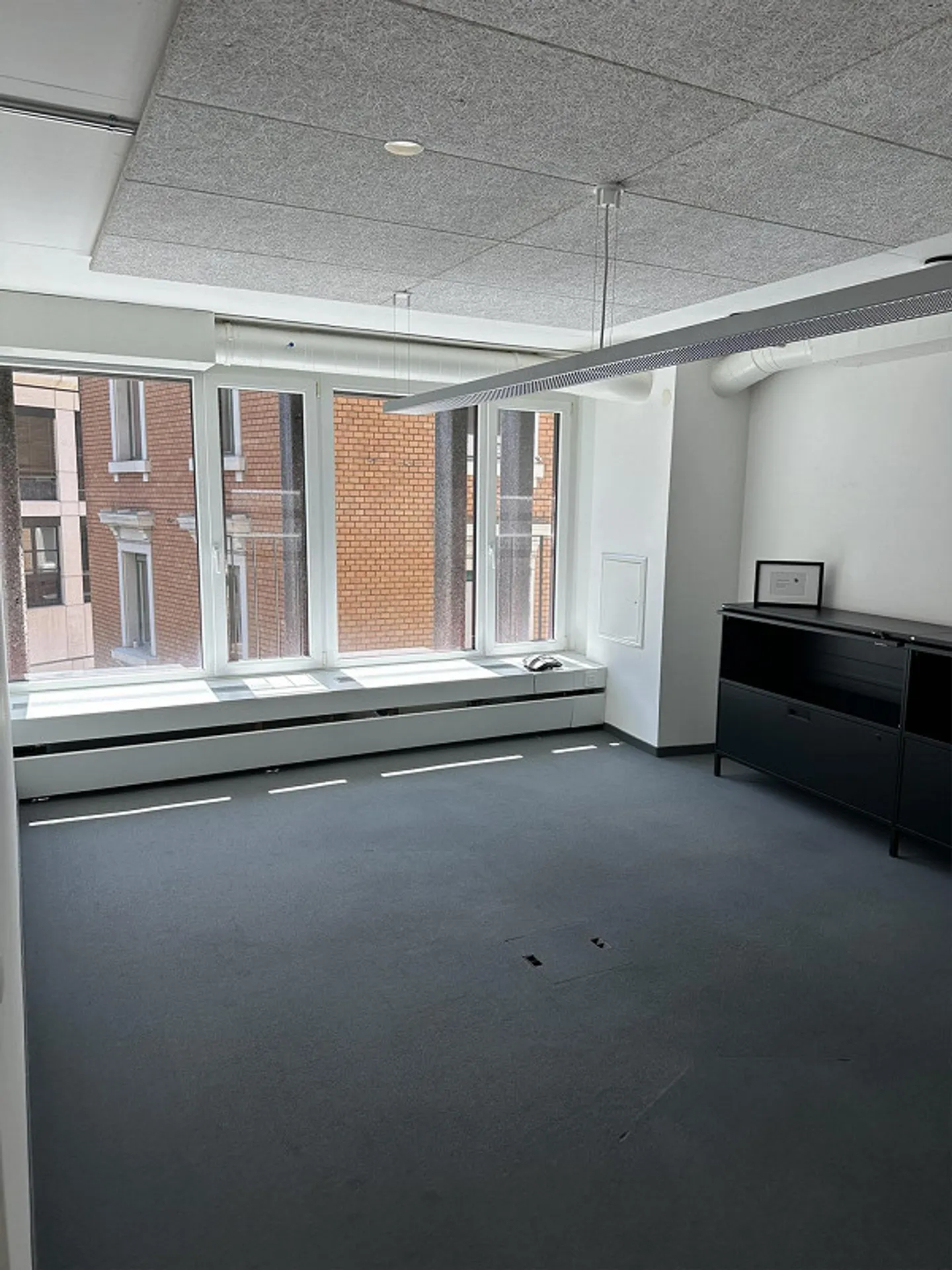 Espace commercial dans la vieille ville - Photo 9 sur 12