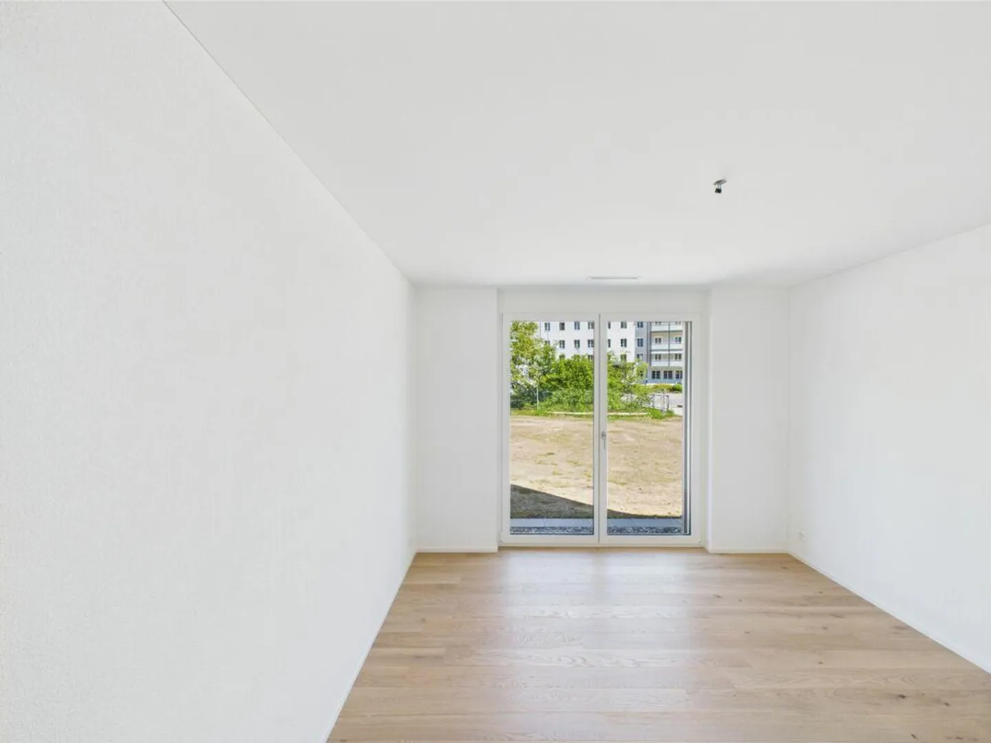 Exclusive first occupancy in Dussnang - 4.5-room apartment with garden share and high-quality furnishings - Photo 9 of 13