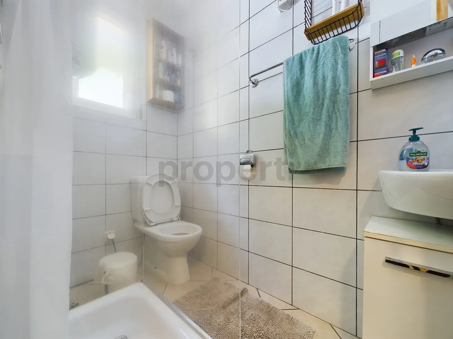 Spacious 7.5-room apartment in the heart of Lavorgo - Photo 9 of 10