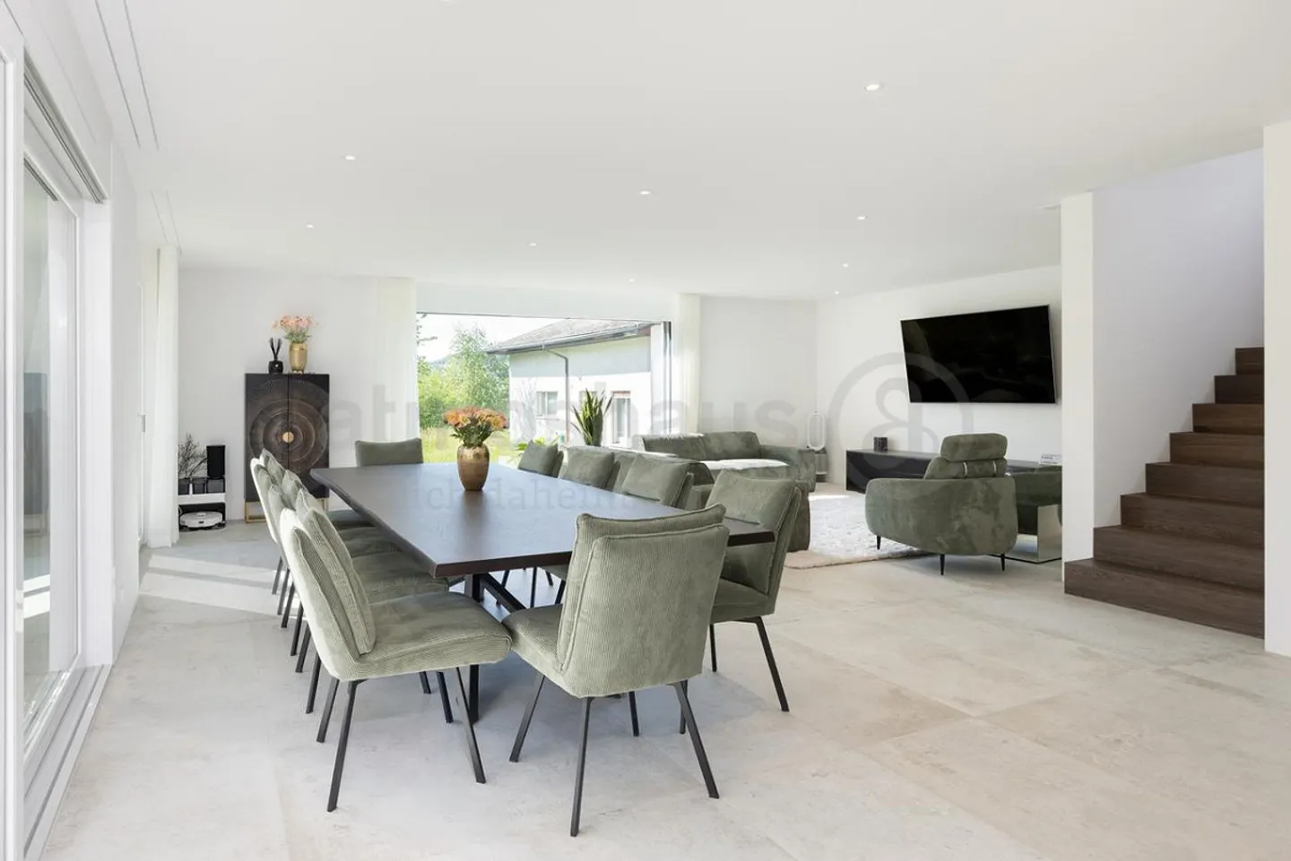 Charming Family Home in Heimiswil - Photo 4 of 9