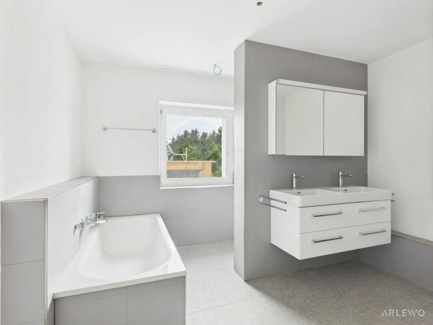 Modern Living Above the Rooftops of Sursee - Photo 7 of 9