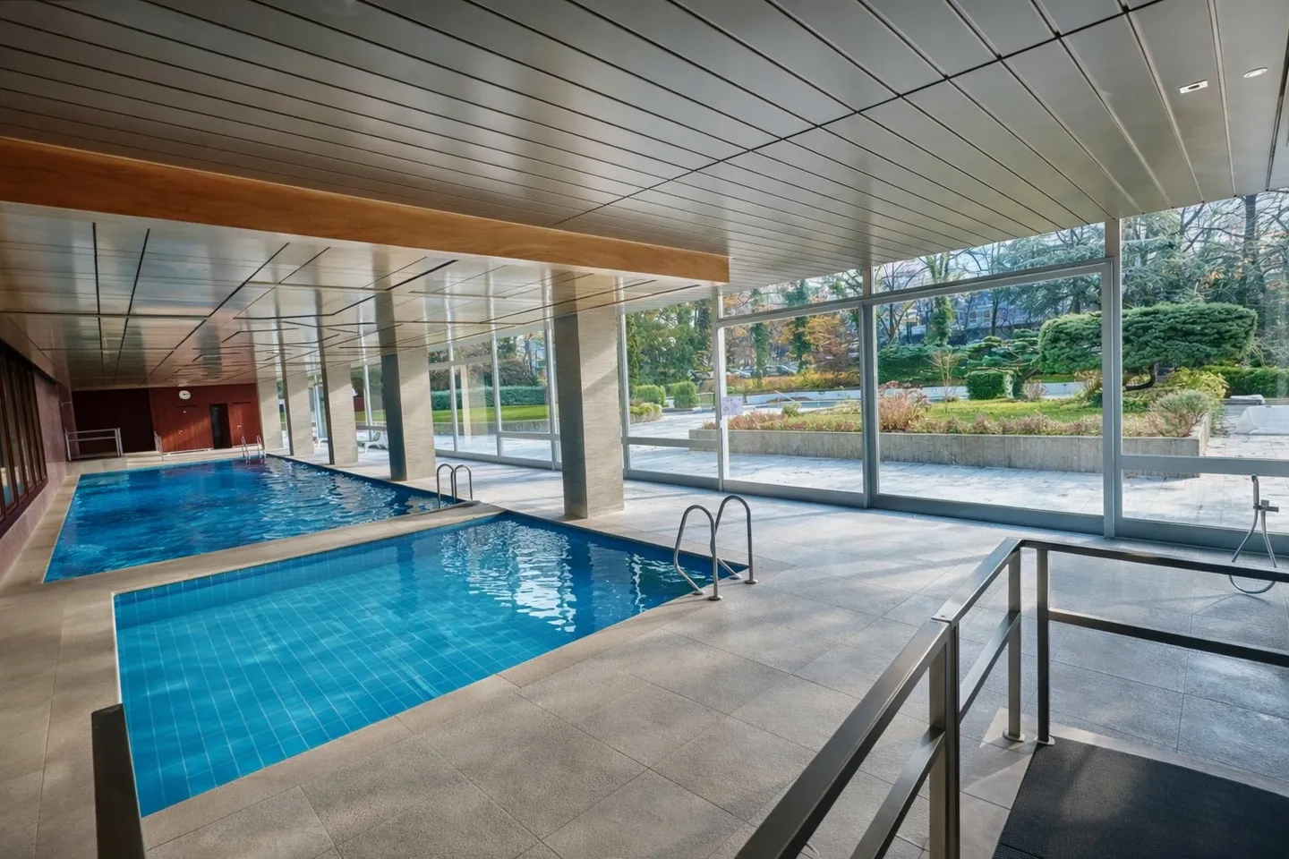 Appartamento di Lusso con Piscine - Foto 14 di 14