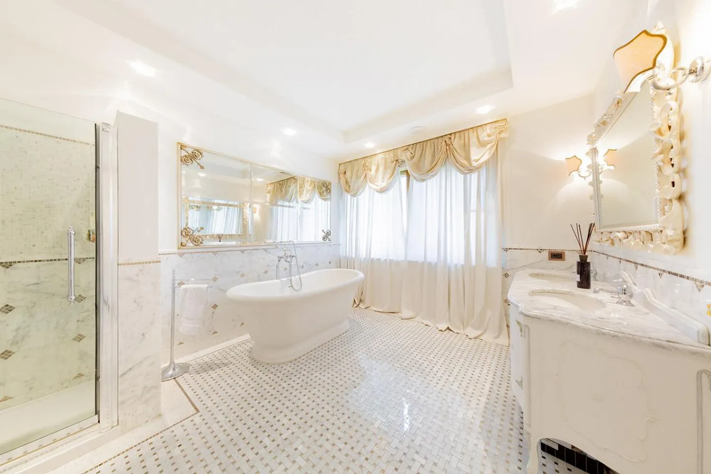 Unique | TI - Photo 12 sur 19