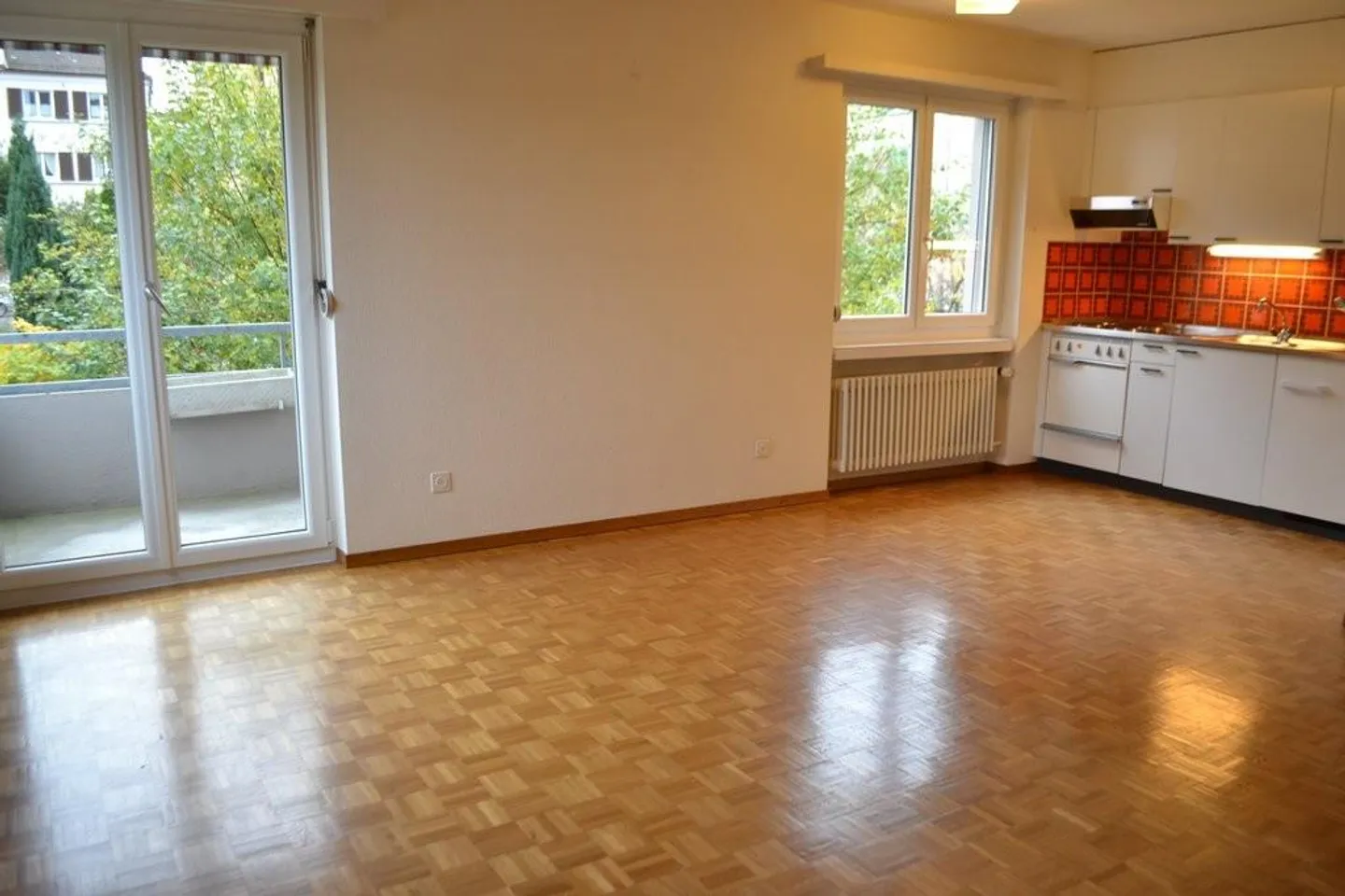 Appartement en ville près de la gare d'Oerlikon - Photo 3 sur 5
