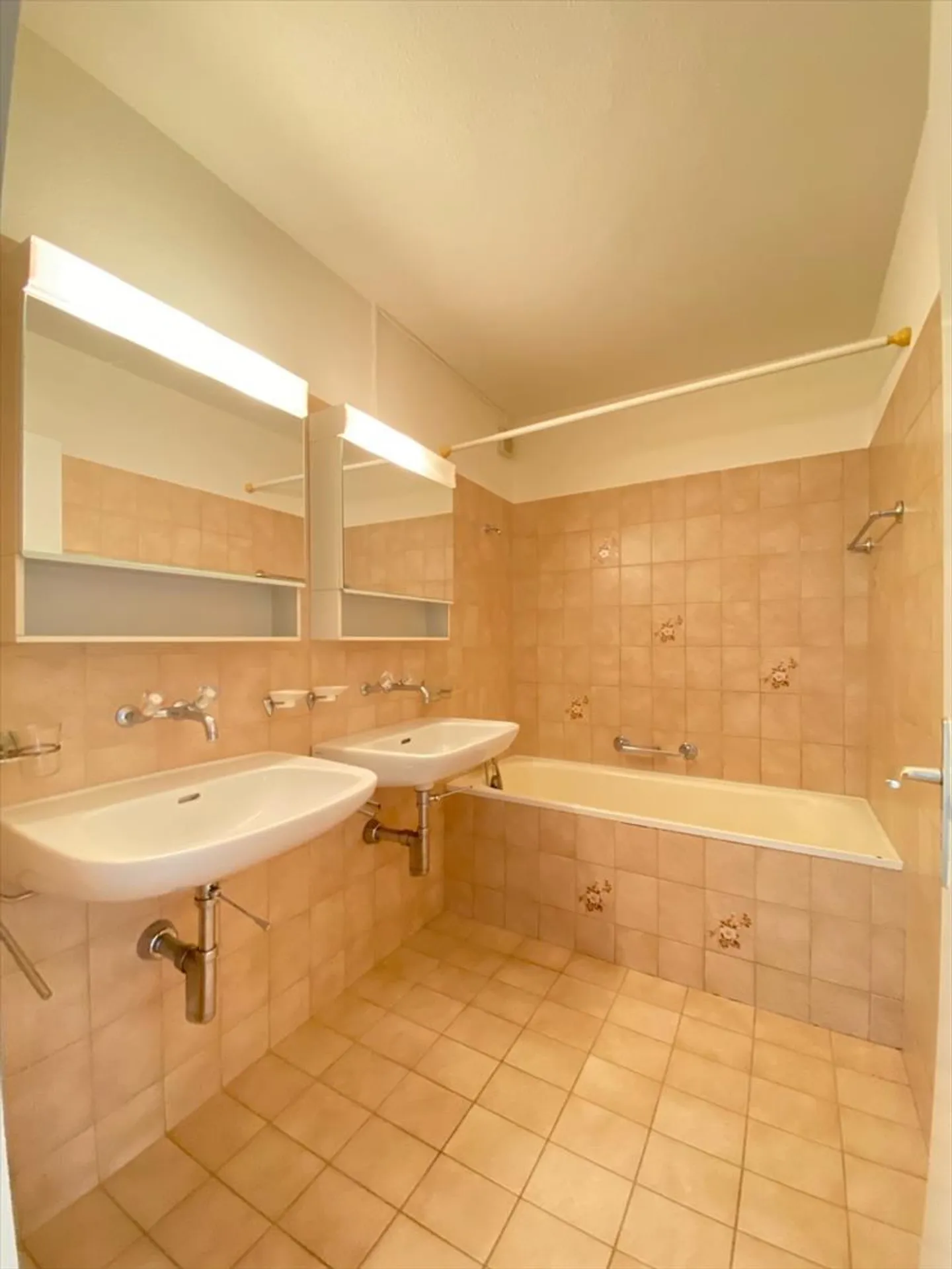 Appartement 4.5 pièces - Foto 6 von 6