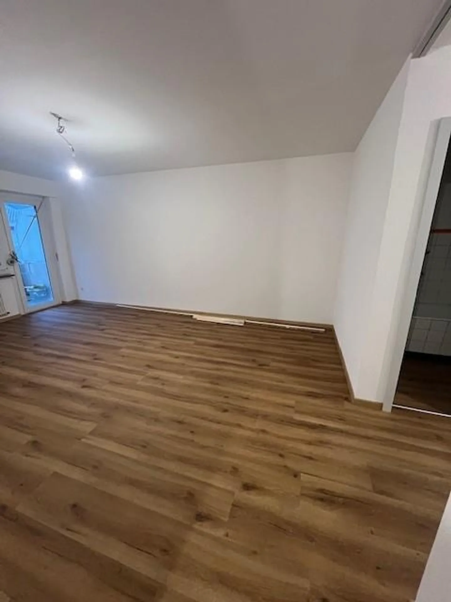 Nidau: Prima occupazione dopo ristrutturazione! - Foto 5 di 8