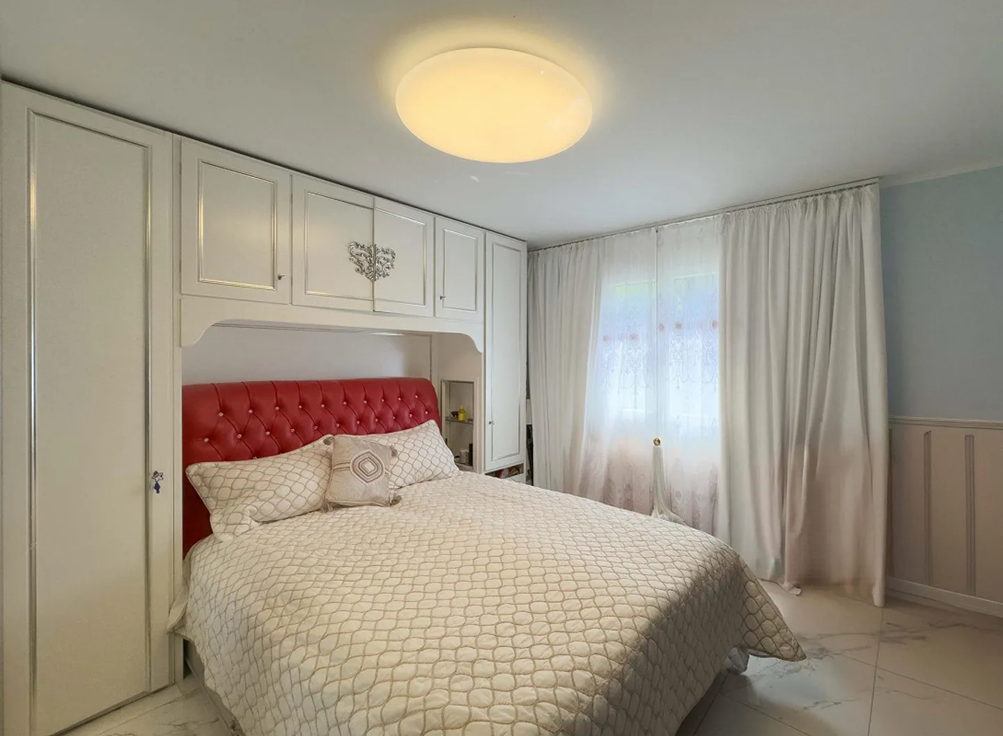 House with large garden in Figino, a short distance from the lake - Photo 4 of 11