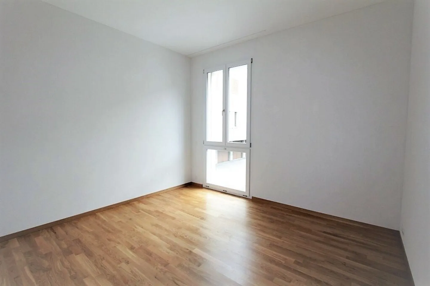 Sonnige 2.5 Zimmer-Wohnung - Foto 3 von 6