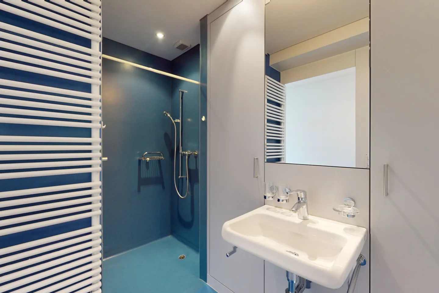 Residential building for sale - Photo 5 of 13