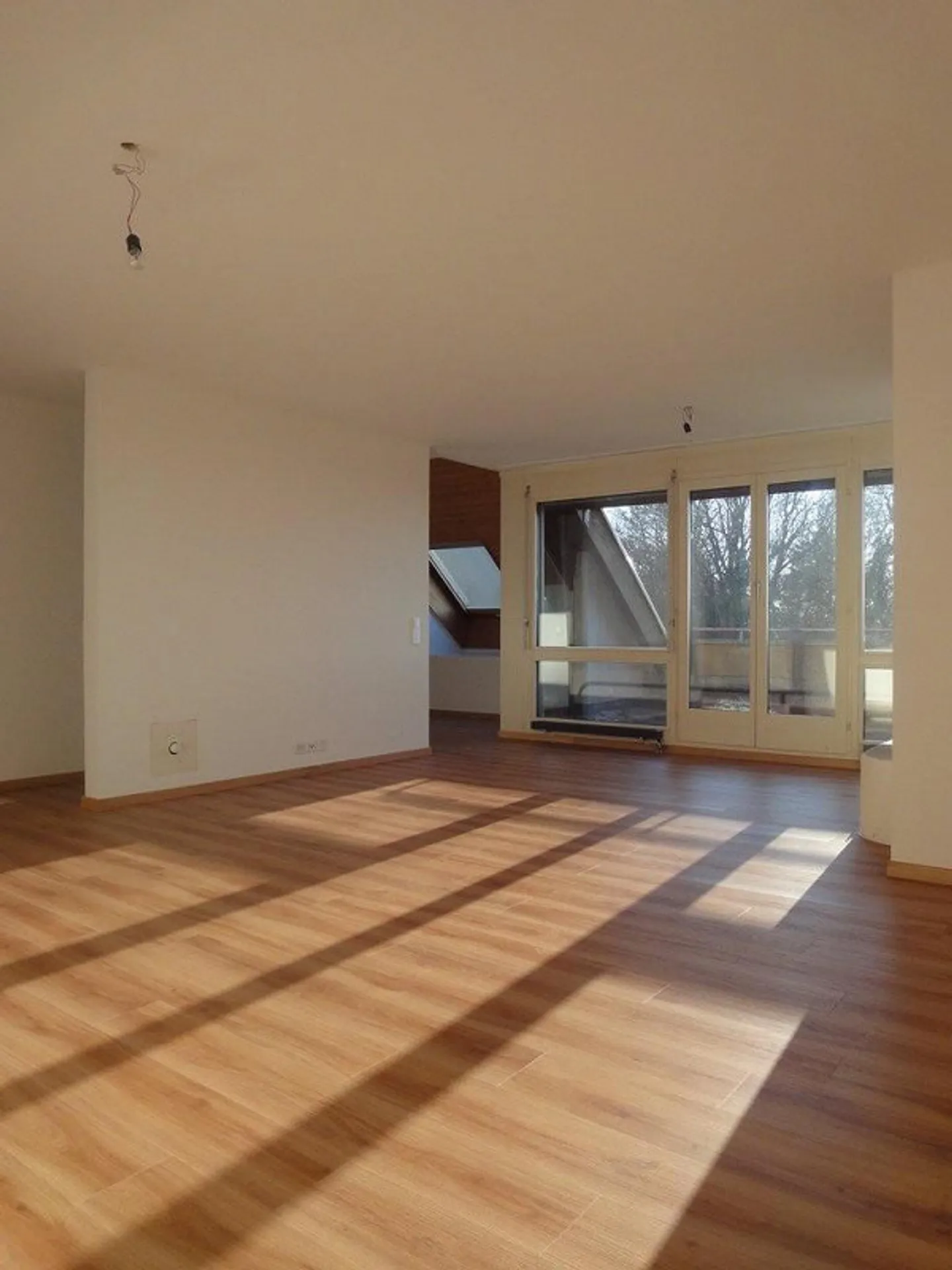 Wohnen im Grünen in Zürich-Witikon befristet bis 31.03.28 - Foto 2 von 6