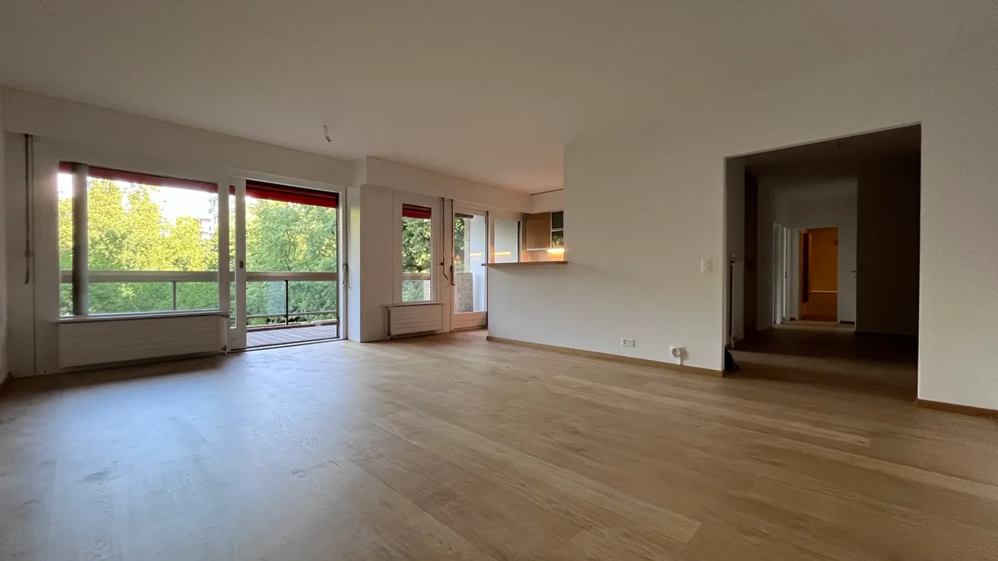 Appartement de Luxe avec Terrasse - Photo 3 sur 12