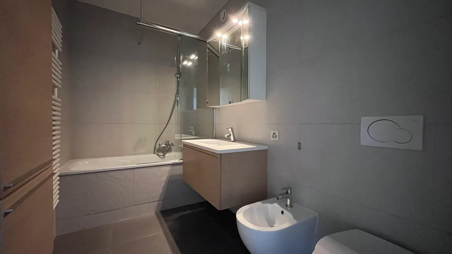 Appartement de Luxe avec Terrasse - Photo 10 sur 12