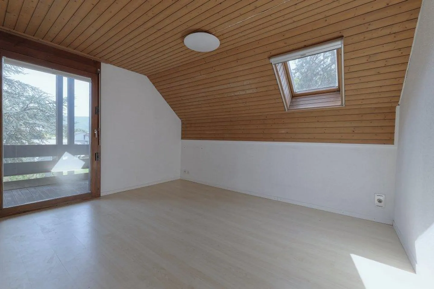 Casa unifamiliare 5½ locali con possibilità di design e giardino - Foto 9 di 13