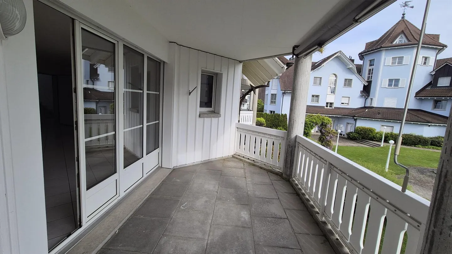 Charmante appartement de 4,5 pièces dans un quartier familial et calme - Photo 11 sur 19