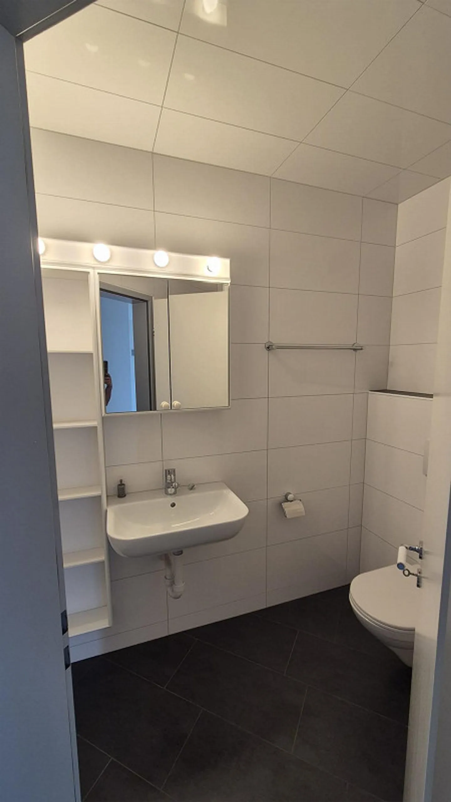 Charmante appartement de 4,5 pièces dans un quartier familial et calme - Photo 15 sur 19