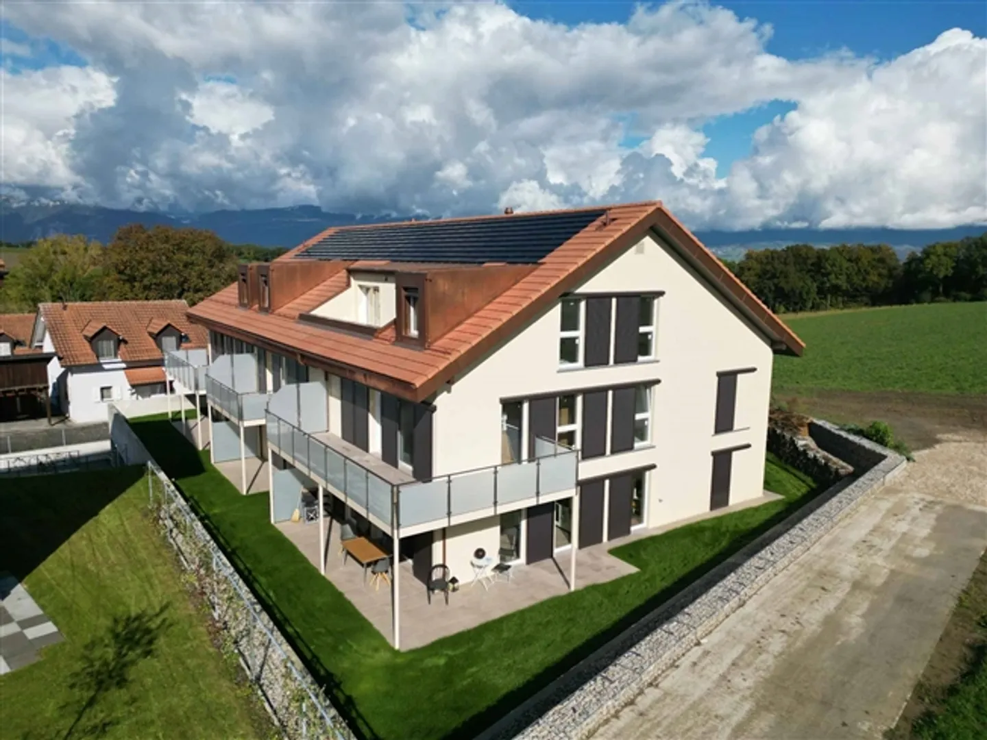 Appartamento 4,5 stanze in mansarda con vista libera - Foto 1 di 12